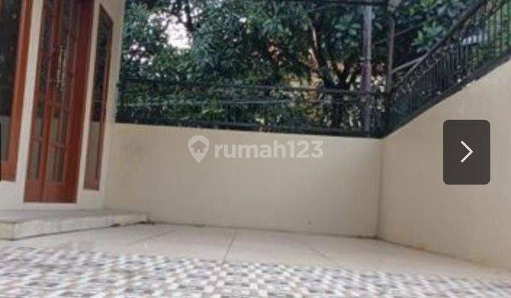 Baru Renovasi 2024 Rumah dua Lantai di Cipete Stand alone lt 400  2