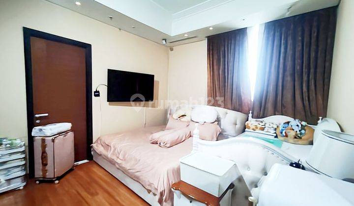 Penthouse The Peak Sudirman Luas 360 Sqm Full Furnished 4 Br 2