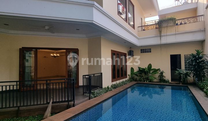 Comfortable Home in Pondok Indah Near JIS Private Pool 4 BR Negotiable