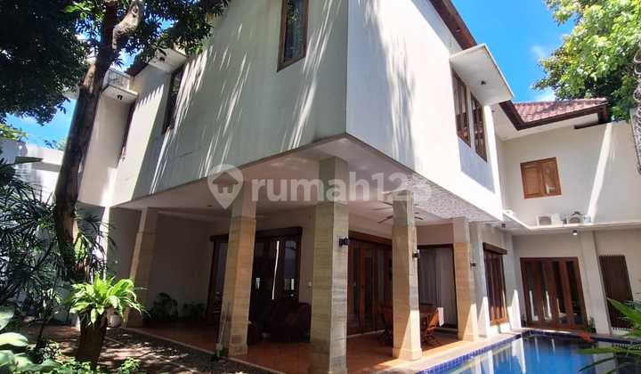 House Rent At Premium Location In Pondok Indah Private Pool 4 Br