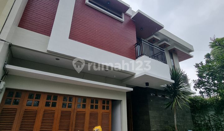 Rumah Sewa Strategis di Kemang Private Verry Poll Best Prive