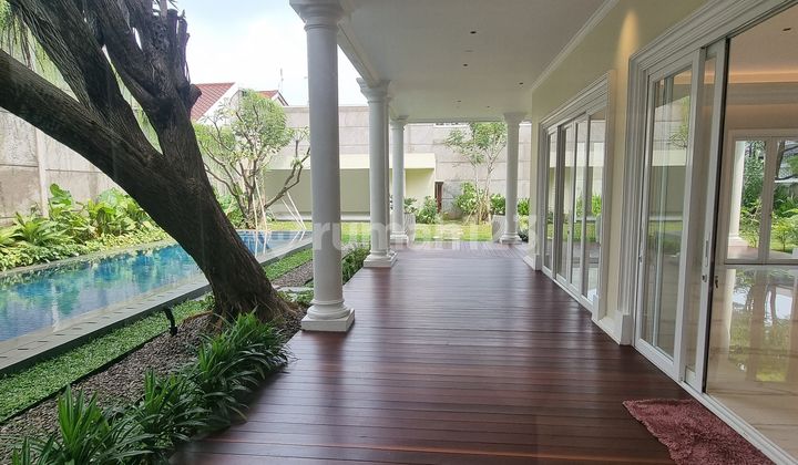 Rumah Taman di Kawasan Premium Ring 1 Jakarta Selatan 1000 M2