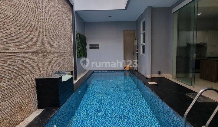 House Pondok Indah With 6 Bedrooms And Swimming Poll Nice Garden 1