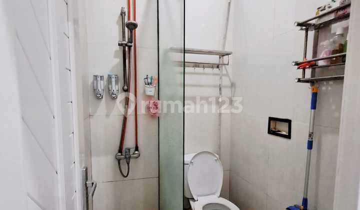 Ready-to-Occupy Furnished Cluster House in Karawaci, Very Close to Toll Road, Extremely Affordable 2