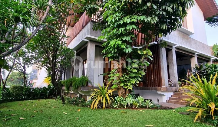 Seriously, This Luxury Tropical House In Pondok Indah Jakarta 2