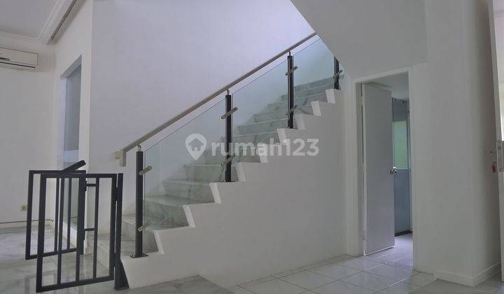 Nice Townhouse Cipete With Swimming Pool And Garden For You 2