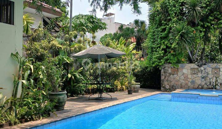 Quiet N Comfortable Compound House At Cipete Sharing Swimming Pool 4 Br 2