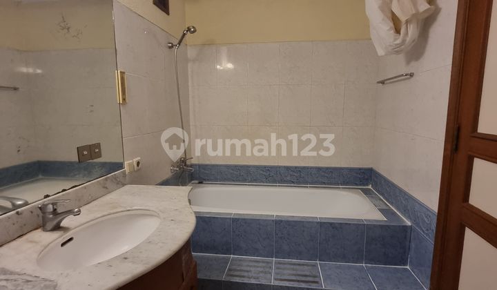 Cool and Quiet House in Cipete, Rent Price Saves Money for a Year 2