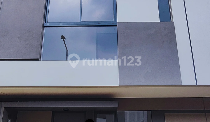 Rumah Baru Selangkah ke Bsd Park Serpong Siap Huni Murah Banget Rumah Baru Selangkah ke Bsd Park Serpong Siap Huni Murah Banget