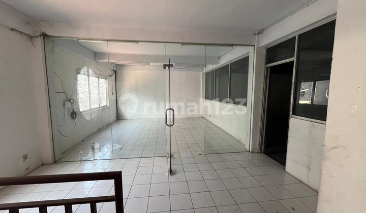 Warehouse in Elang Laut PIK, Land Area 240 m2, Building Area 720 m2, Includes Office