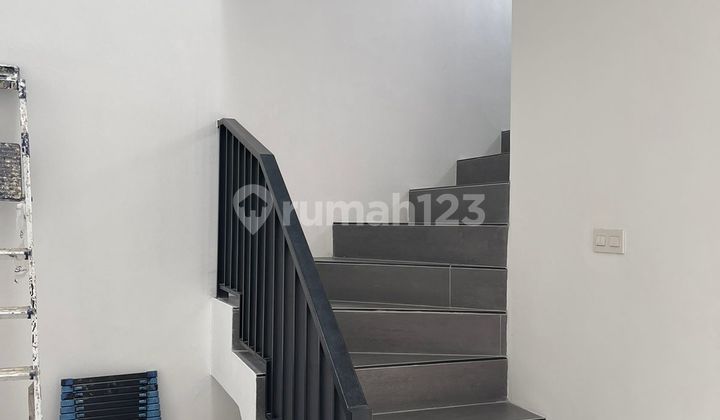 Rumah Baru di Metland Puri , Uk. 5x10 , 3.5 Lantai , SHM  4