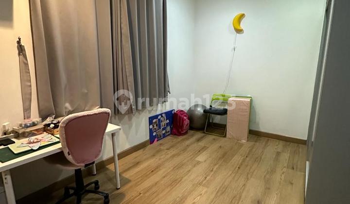 Rumah di Green Lake City East Asia 6x15 SHM Semi Furnish  6