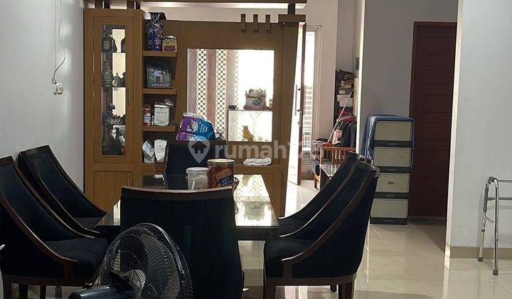 Rumah di Taman Surya 5 , Lt. 6x18 , Renov 3 Lantai , Semi Furnish 1
