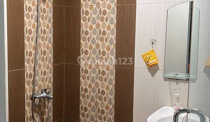 Rumah di Taman Surya 5 , Lt. 6x18 , Renov 3 Lantai , Semi Furnish 5