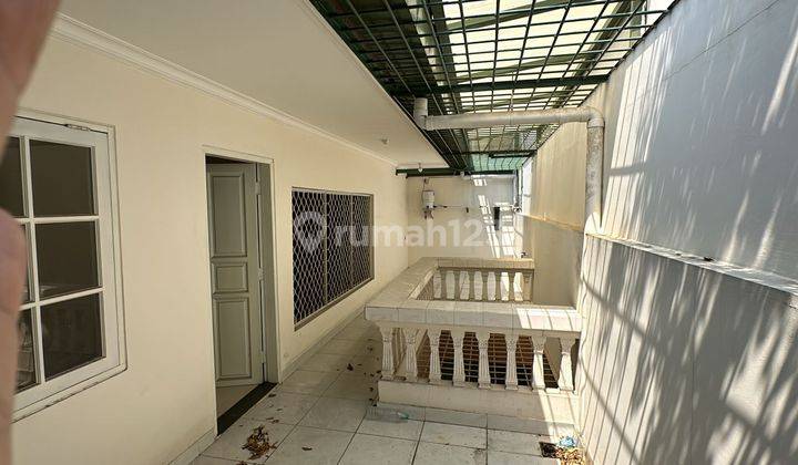 Rumah di Taman Kencana , Lt. 10x18 , 2 Lantai , SHM , Hadap Timur 2