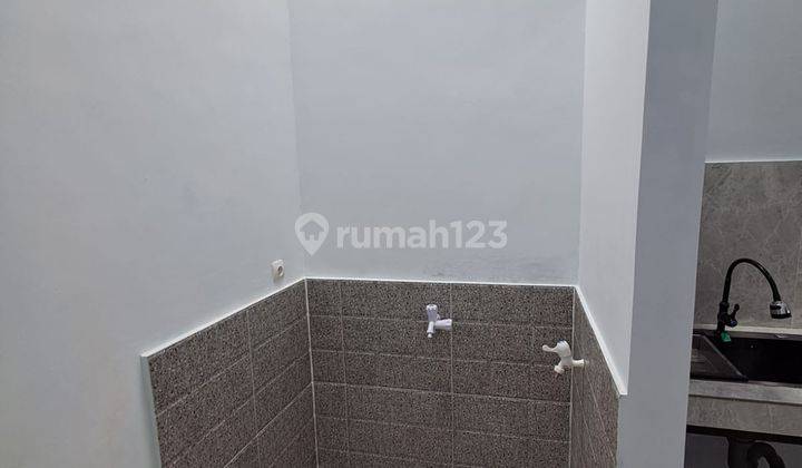 Rumah di Cipondoh Makmur , Uk. 4.5x13 , 1 Lantai , SHM , Selatan 2