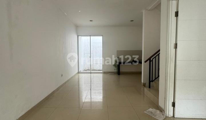 Rumah di Green Lake City, Australia 6x15 , SHM , Hadap Timur Laut