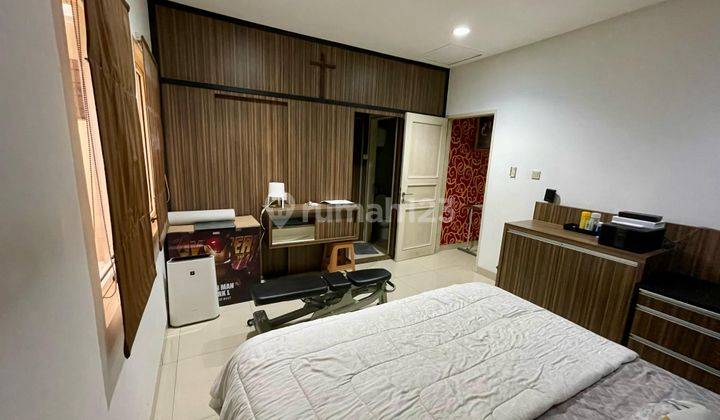 Rumah Green Mansion Uk. 6x15 , 2 Lantai , SHM , Hadap Utara 2