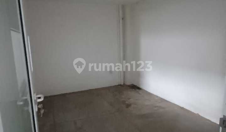 Gudang Bizpark Daan Mogot Uk. 9x24 m2 , Siap Huni , Bebas Banjir Gudang Bizpark Daan Mogot Uk. 9x24 m2 , Siap Huni , Bebas Banjir