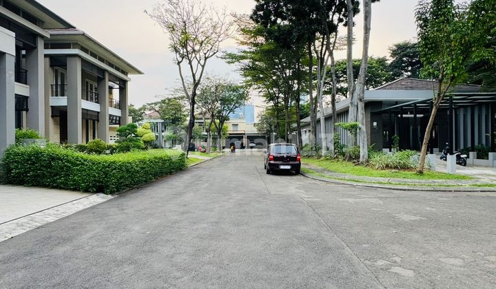 Plot in Alam Sutera, Sutera Renata Aurora, Land Area 660 sqm Corner Lot.