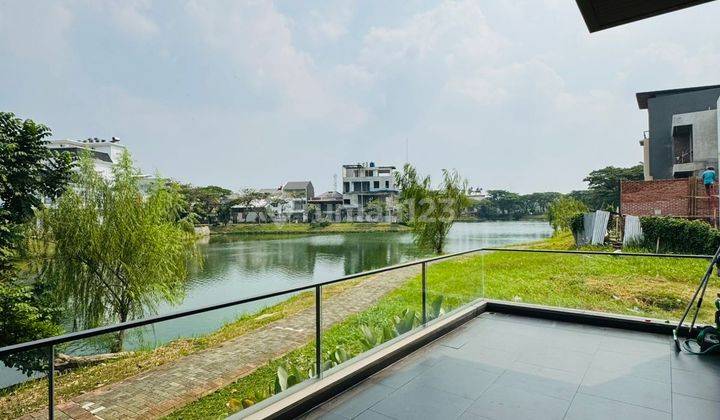 Rumah Mewah Green Lake City , Australia Ebony Uk. 10x25 , Danau 2