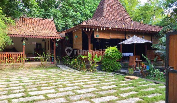 Dijual Villa Full Furnish Kolam Renang Pribadi Kalasan Jogjakarta 1