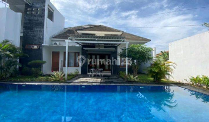 Dijual cepat rumah mewah kolam renang full furnish depok sleman 1