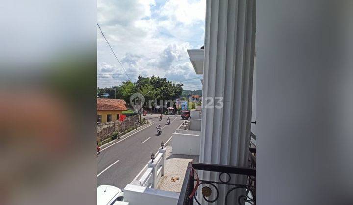 Dijual rumah baru 2 lantai jln.jogja - solo maguwoharjo 2