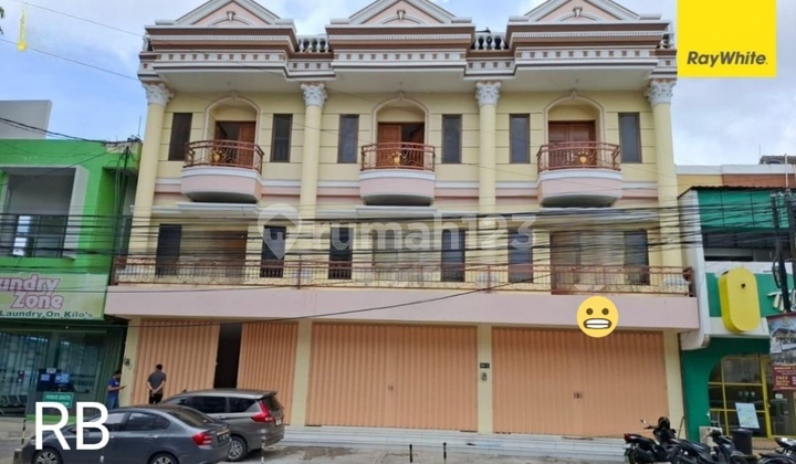 Disewakan Ruko 3 Lantai Lingkungan Kampus Yogya