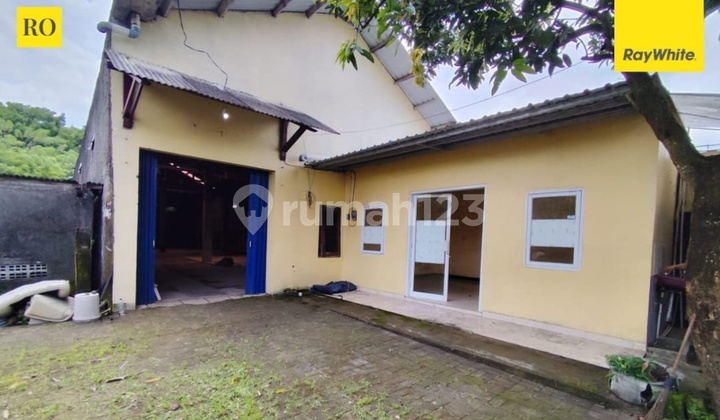 Warehouse for Rent in Maguwoharjo, Depok, Sleman, Yogyakarta