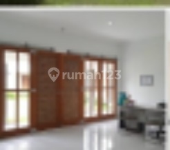 Dijual Rumah Cocok Utk Cafe/restoran 2