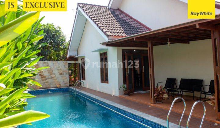 Dijual Rumah Kolam Renang Pribadi Ngemplak Sleman Jogja 1