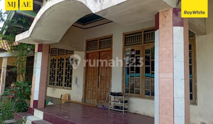 For Sale House Near Magelang Police Station, Central Java 1