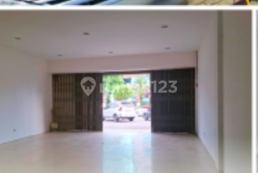 For Rent 3-Storey Shop House Fronting Pakuwon Mall Yogya For Rent 3-Storey Shop House Fronting Pakuwon Mall Yogya