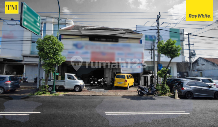 For rent: 2-story Shop House in Matrijeron, Yogyakarta. For rent: 2-story Shop House in Matrijeron, Yogyakarta.