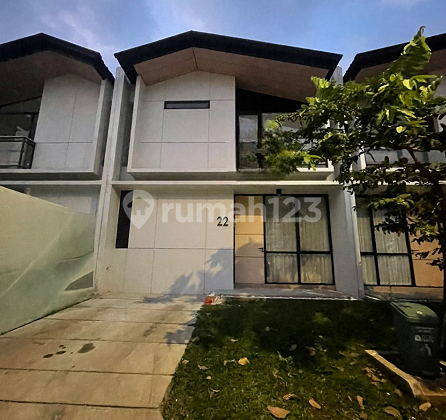 rumah di Cendana Parc North Lippo Karawaci Tangerang