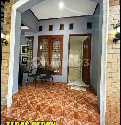 Rumah Semi Furnished townhouse modern minimalis Limo Depok 2