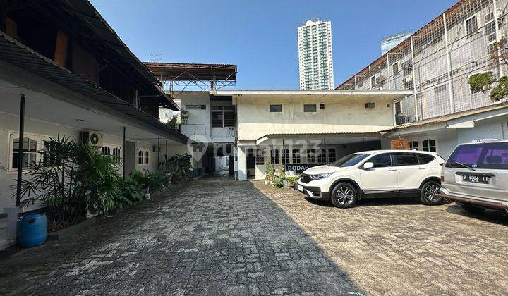 RUMAH DAN KOSTSAN DIKAWASAN ELITE KUNINGAN JAKARTA SELATAN  1