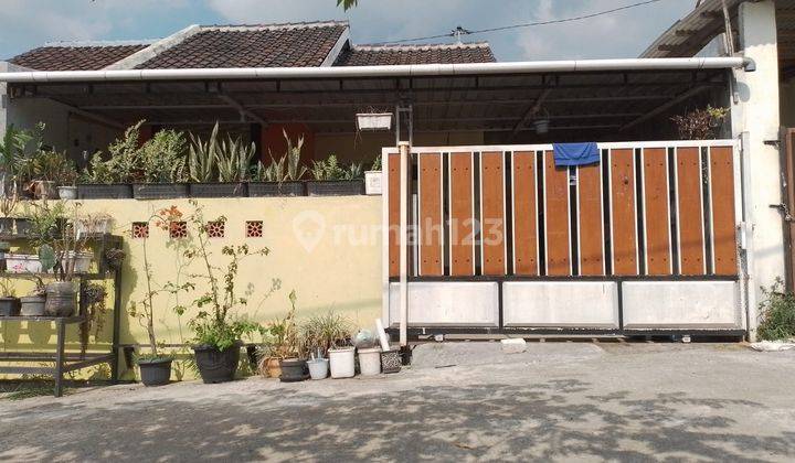 Rumah 64m2 Full Furnished Perum Mojogedang  1