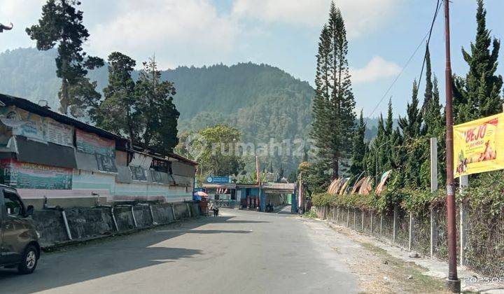 Pekarangan Akses Mobil Tawangmangu  1