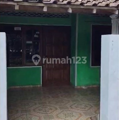 For Sale, Ready-to-Occupy House in Gergunung, Klaten 2