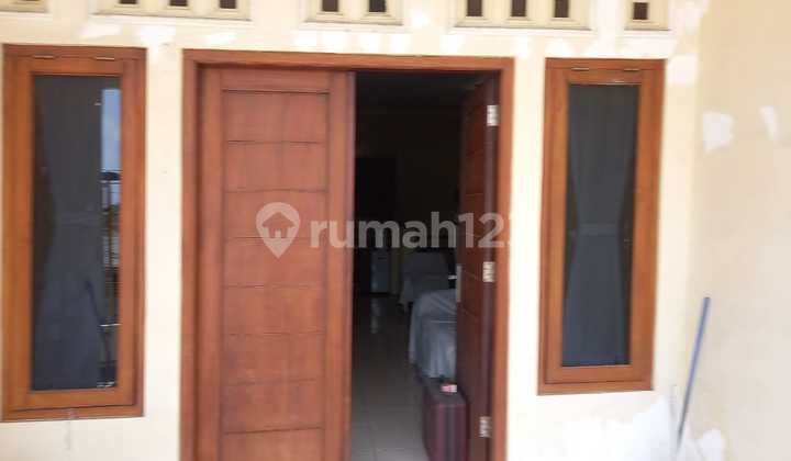 Disewakan Rumah Hadap Utara Solo Kota  2