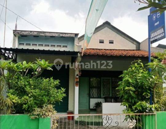 Rumah Siap Huni Lokasi Strategis Laweyan  1