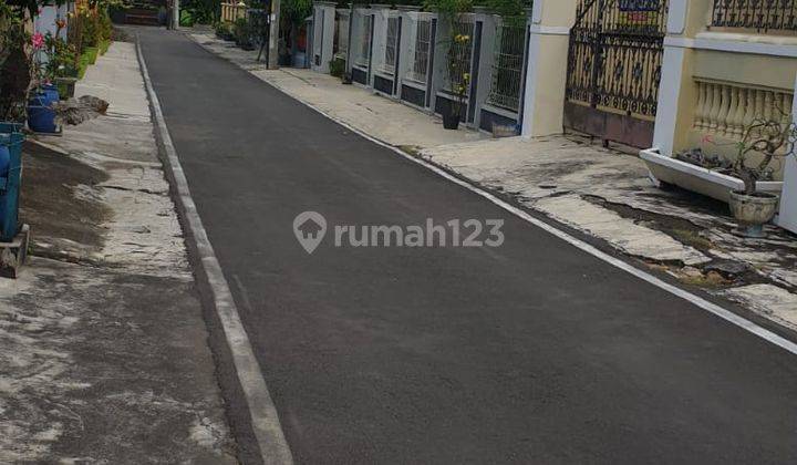  Rumah 2 Lantai Tengah Kota Karanganyar  2