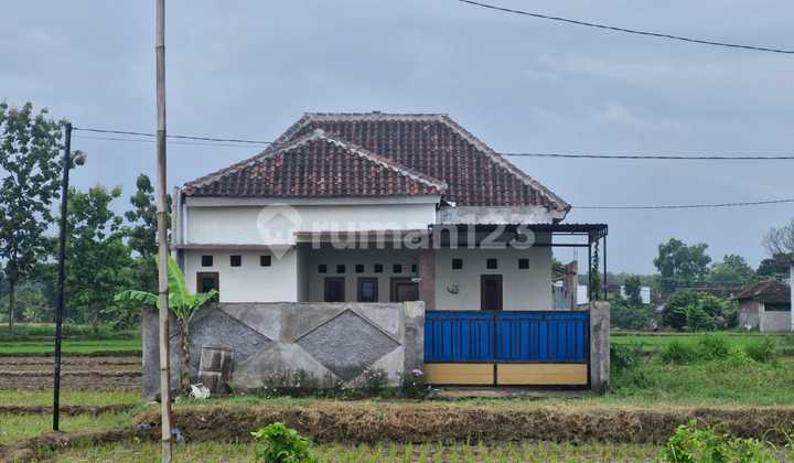 Cheap House in Karanganyar 375 Million 2