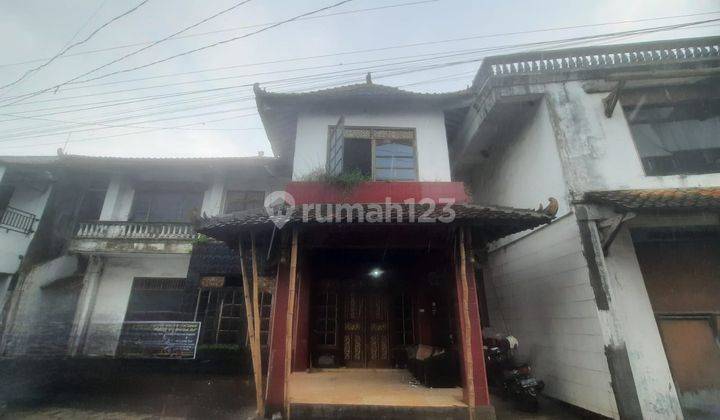 Disewakan Rumah Lokasi Strategis Surakarta  1