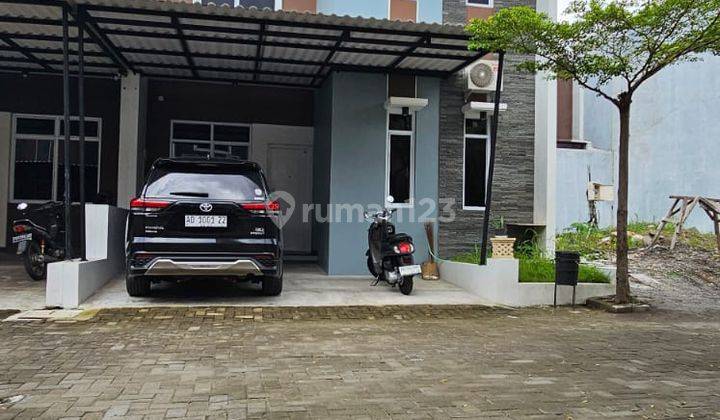 Rumah Di Kontrakan Furnished Colomadu  1