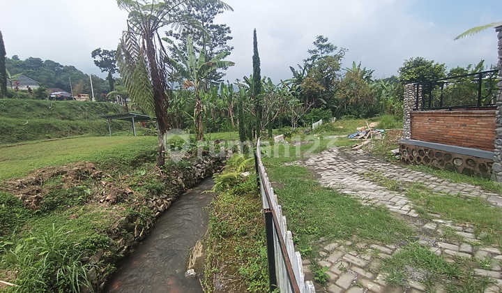 Tanah kemuning area wisata berkembang  2
