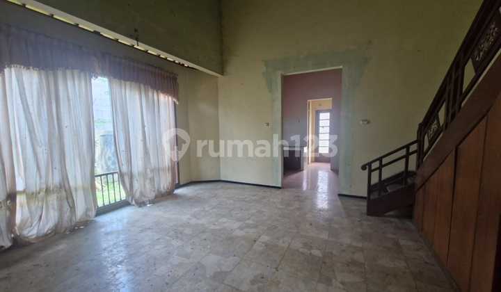 For Rent House on Karangpandan Roadside