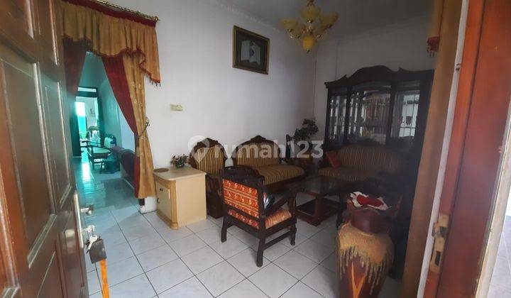 Rumah Hadap Utara Jebres Solo  2